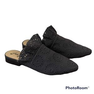 Free people Eyelet Sienna blue slip on mule sandals womens size 38